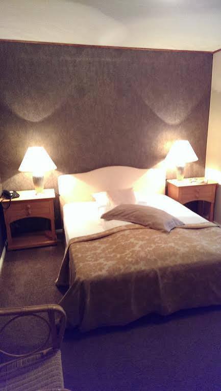 Hotel Haus Roedgen Wilnsdorf Eksteriør billede